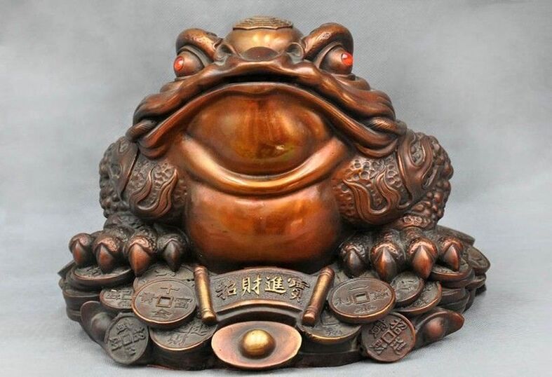 amulet money toad